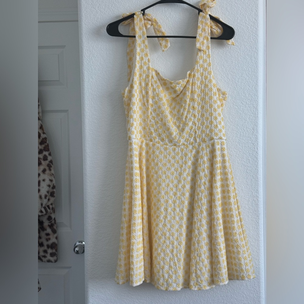 Yellow dress